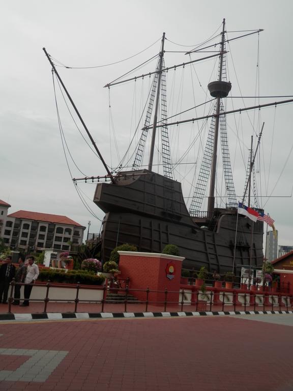 Travellers Planet Hotel & Guesthouse Malacca 外观 照片
